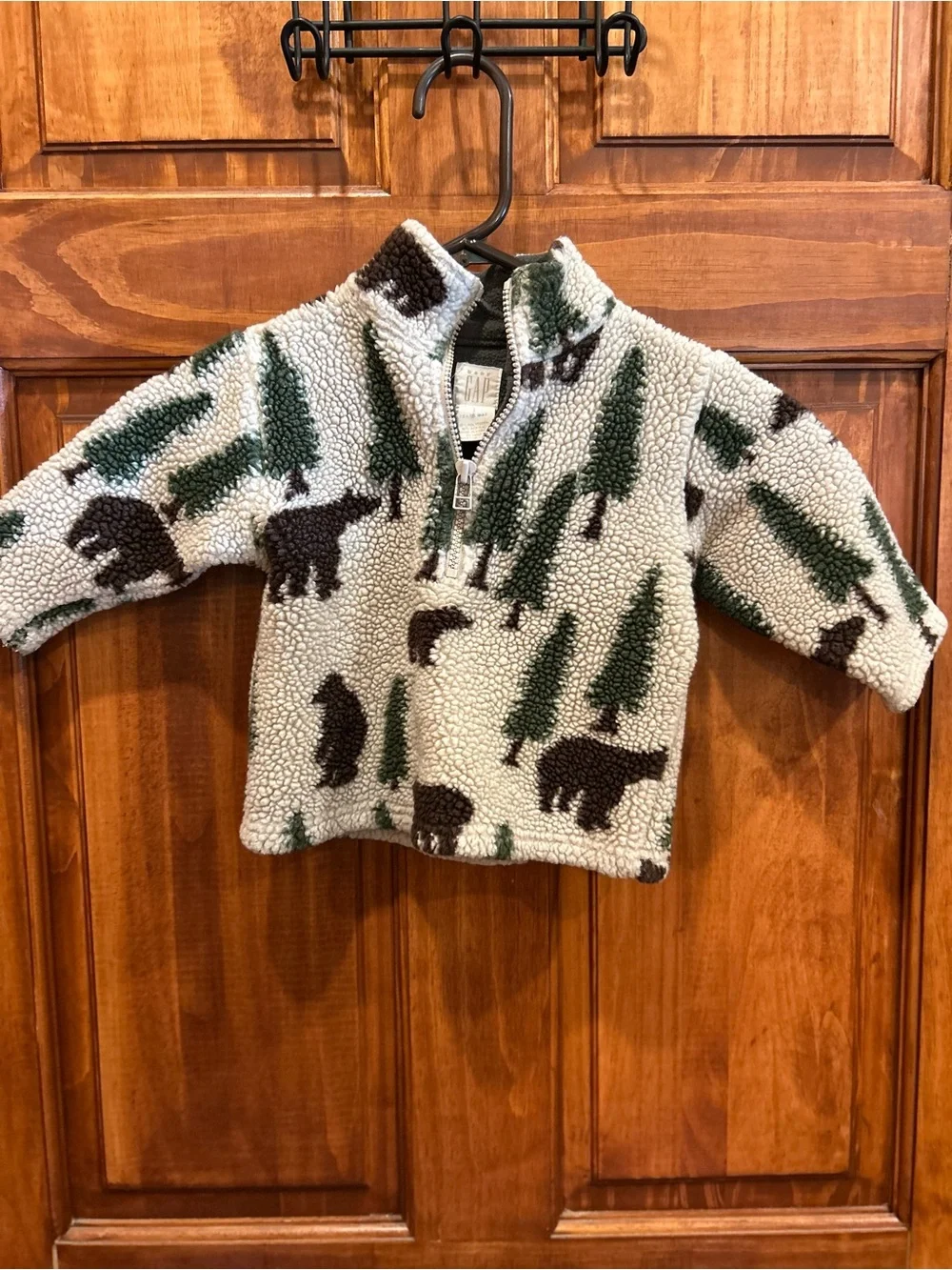 GAP Cream and Green Sherpa Half-Zip Pullover